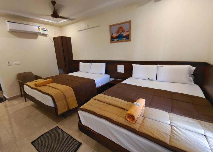 HOTEL DKR GRAND