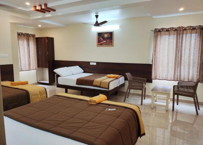 HOTEL DKR GRAND