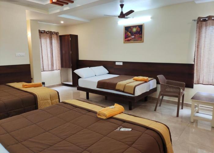 HOTEL DKR GRAND