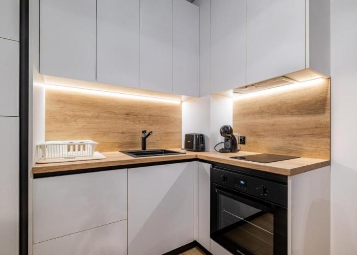 Stylish Studio with Free Parking