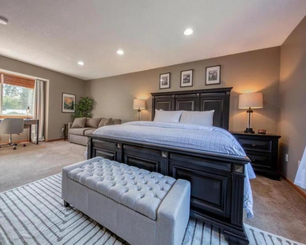 Radium 5br Home Ping Pong, Foosball, & Gazebo