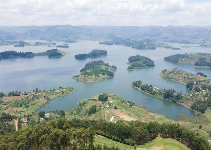 Lake bunyonyi view lodge