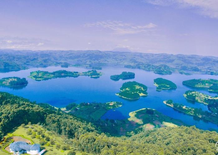 Lake bunyonyi view lodge