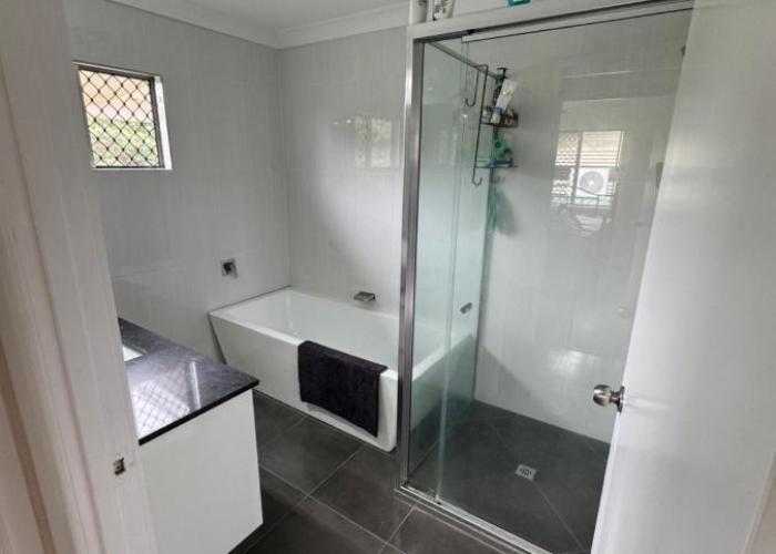 Spacious Home with Large Entertainment Area