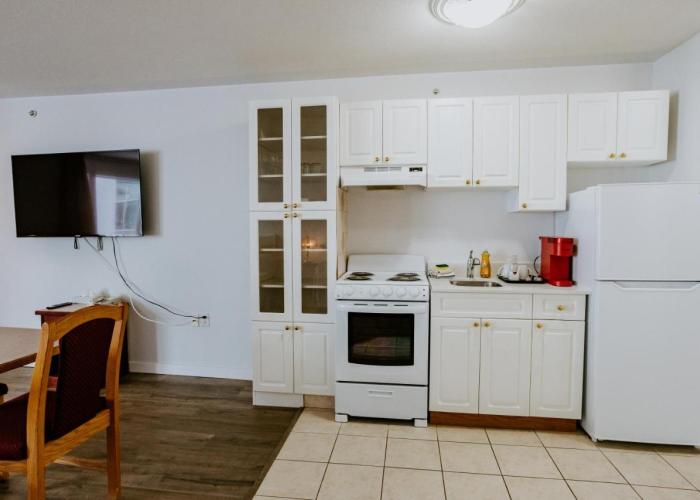 Western Budget Plus Mosaic Suites