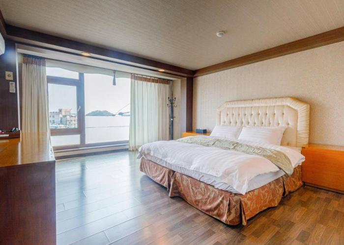 Taean Beach Resort Pension