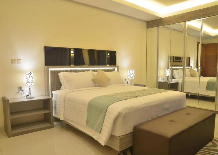 BreezeBlows City View 5BR with Pool + Familly Room