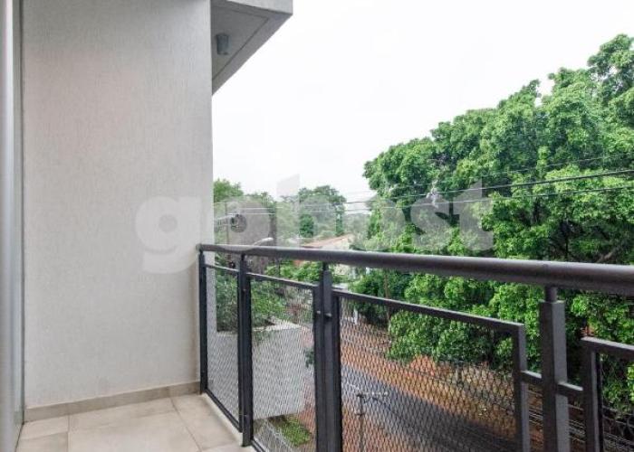 Modern Apartment 600m Away From Shopping Del Sol