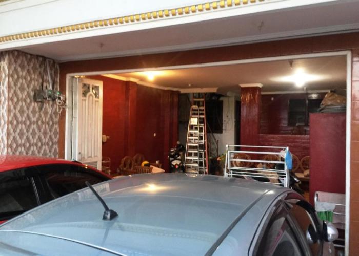 SPOT ON 93880 Guest House Bu Iin Syariah