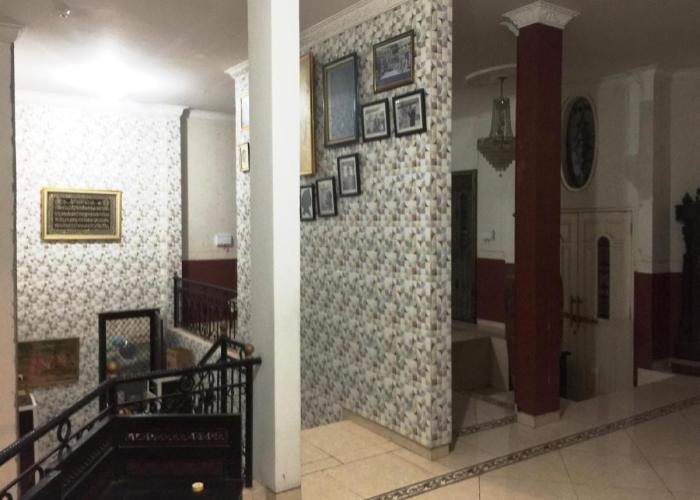 SPOT ON 93880 Guest House Bu Iin Syariah
