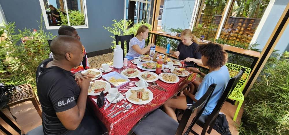 фото Moshi Epic Accommodation