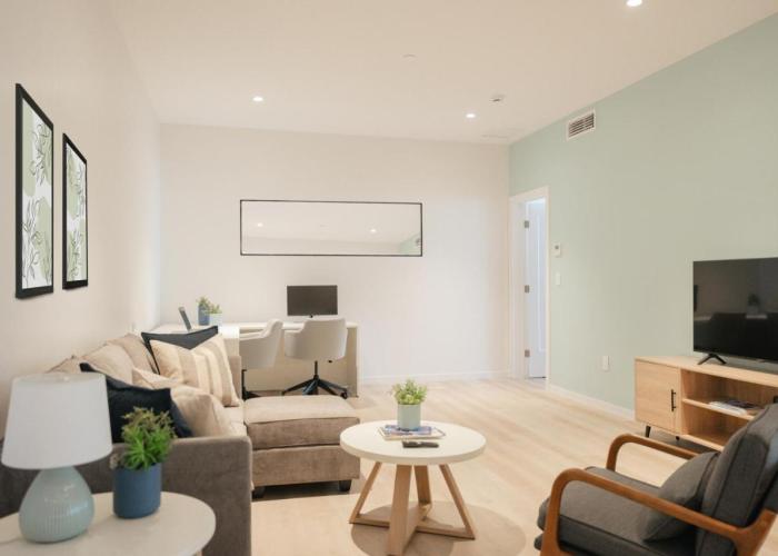 Governors Village - 1,2,3 & 4 Bedroom Apartments on Seven Mile Beach Corridor