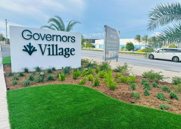 Governors Village - 1,2,3 & 4 Bedroom Apartments on Seven Mile Beach Corridor