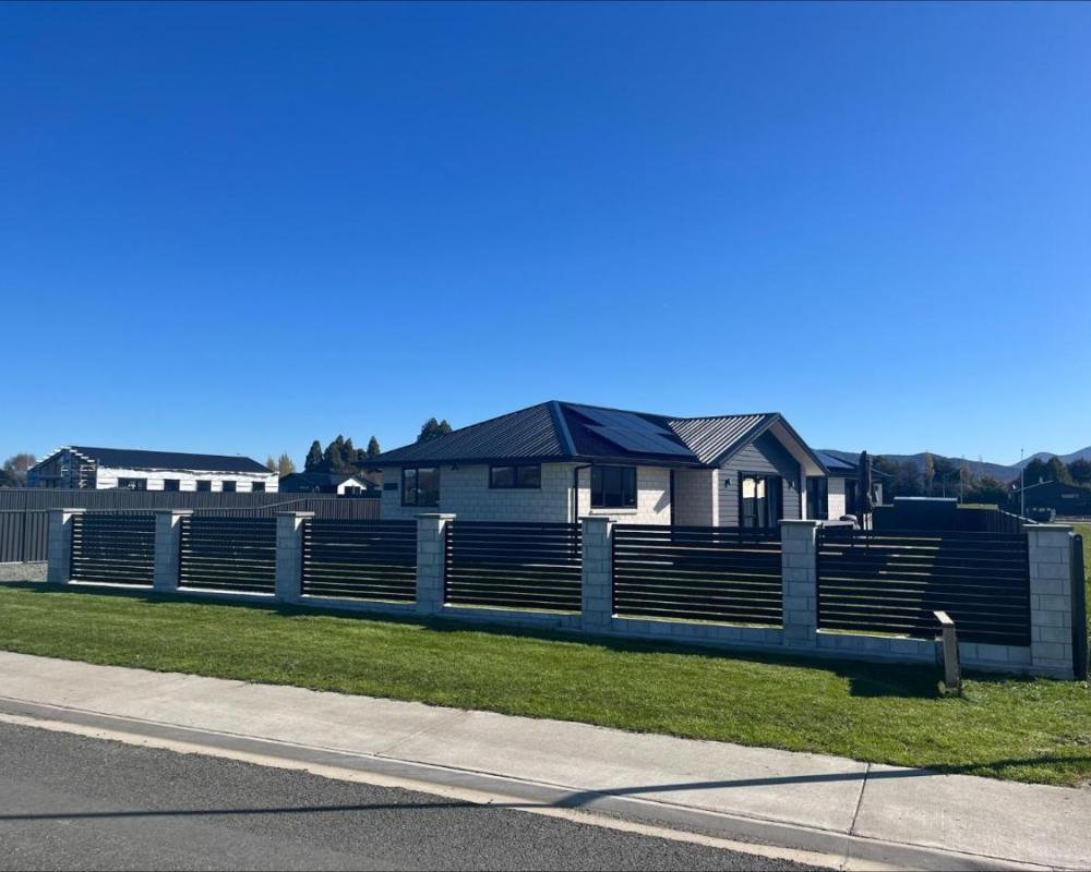 Oraka Scenery - Te Anau Holiday Home