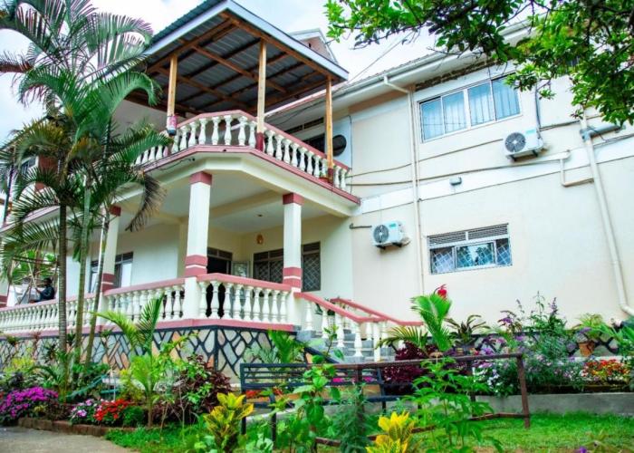 Lakeshore Bed and Breakfast