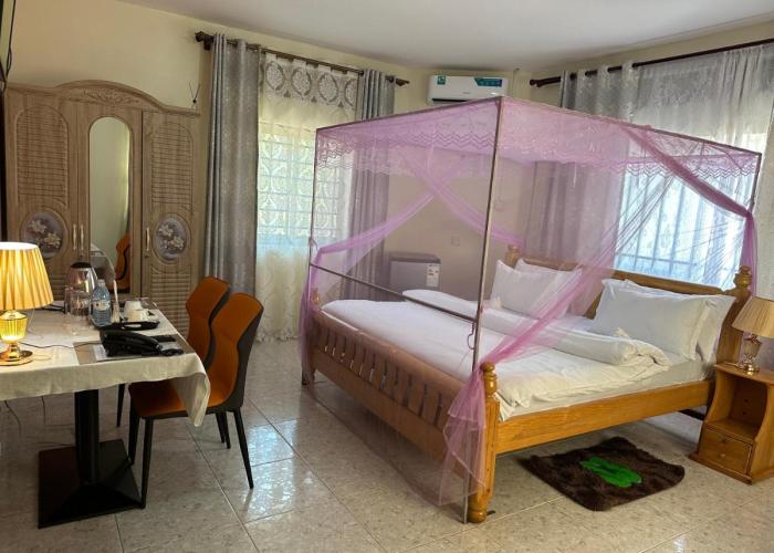 Lakeshore Bed and Breakfast