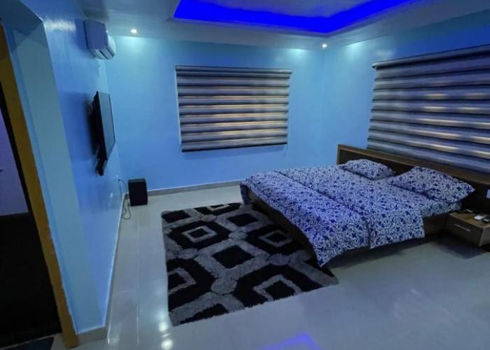 24-Hour Electricity An Entire Stylish 4-Bedroom Bungalow