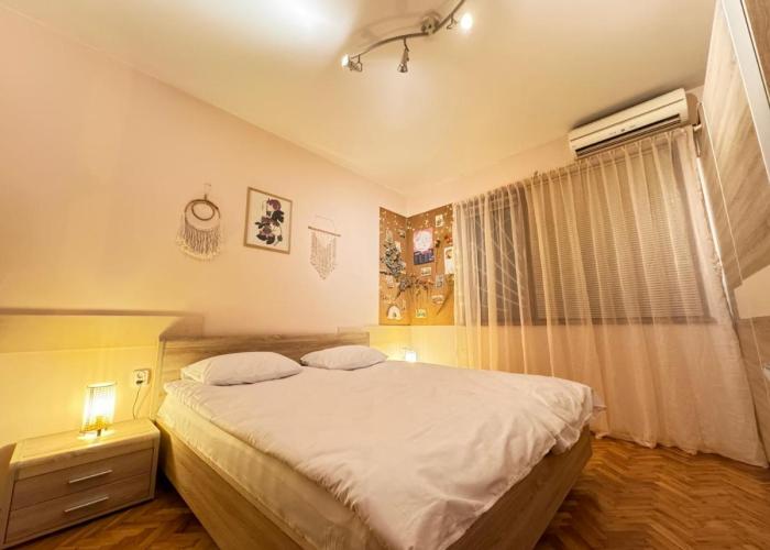 Cozy and quiet central apartment