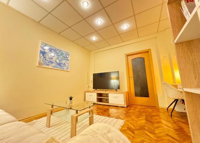 Cozy and quiet central apartment