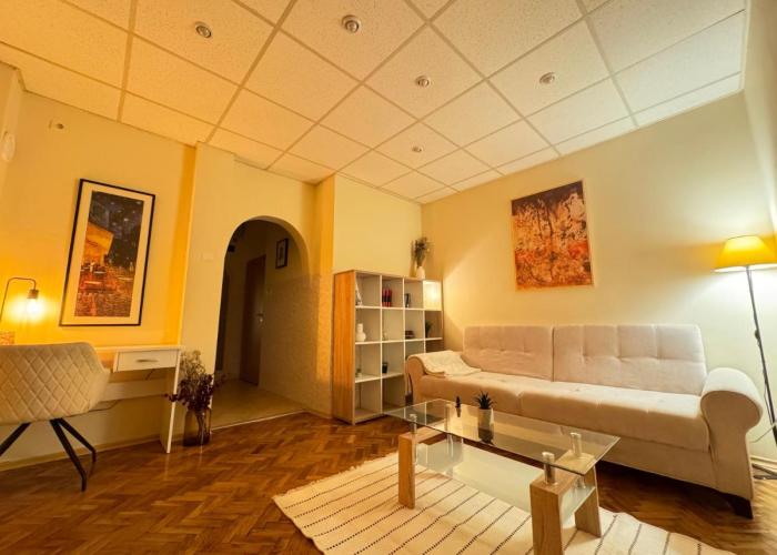 Cozy and quiet central apartment