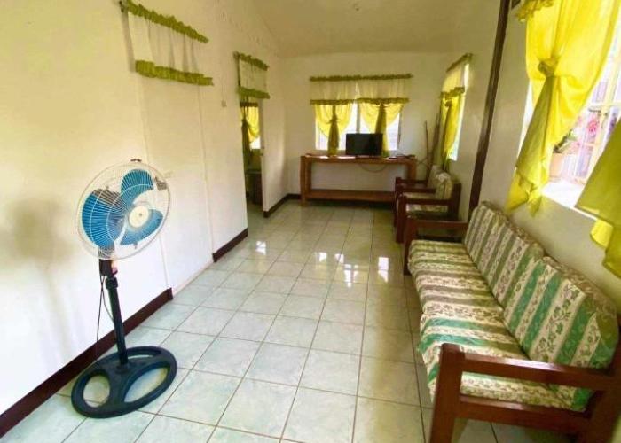 Tamari's Rest house (Small house)