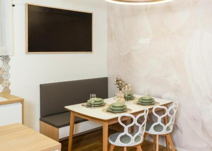 Bubbly Apartment