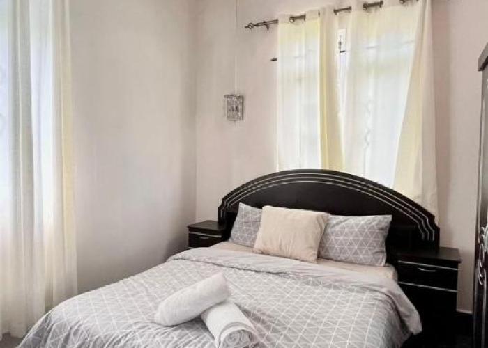 Cozy Apartment with Pool & 10 mins walk to Beach