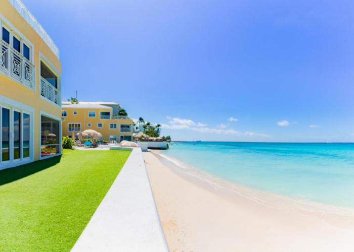 Beach Living at Regal Beach BLDE