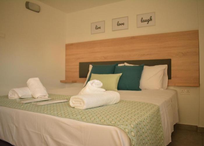Green Bay Suites