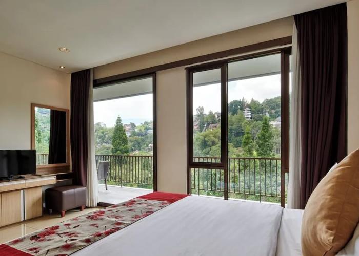 Tulip Hill View 5BR Villa With a Private Pool