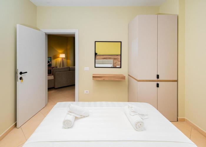 ApartHotel EDA