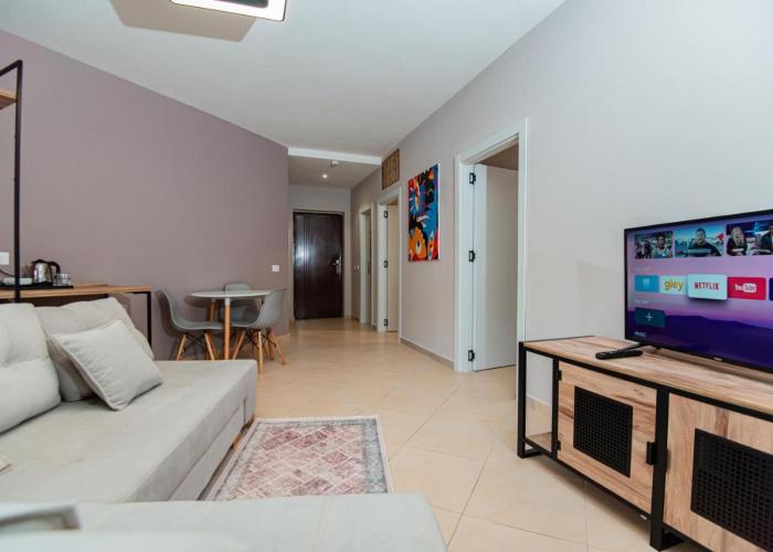 ApartHotel EDA