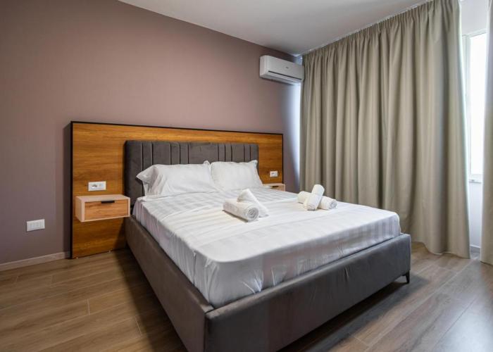 ApartHotel EDA