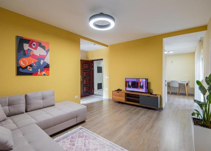 ApartHotel EDA