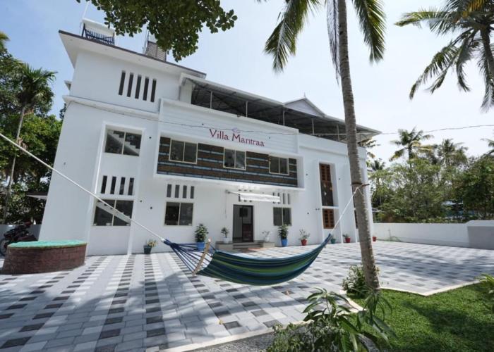 VILLA MANTRAA