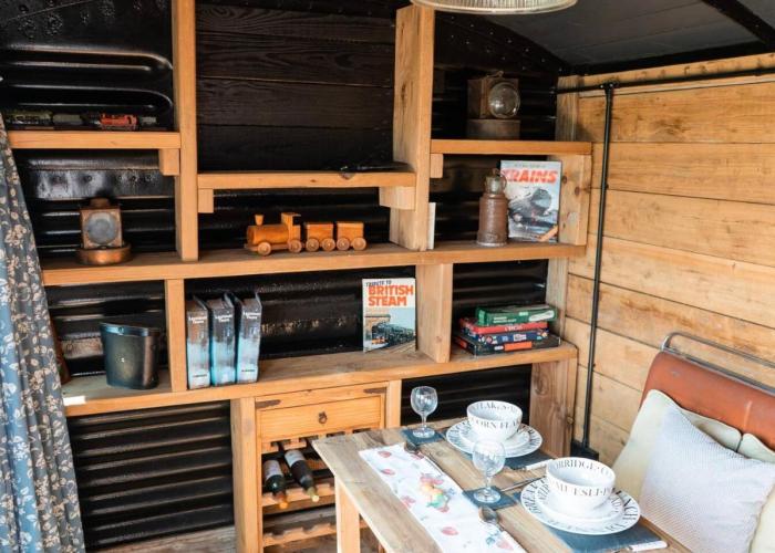 Swallowfield Glamping-Station Master