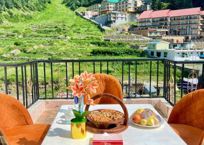 Iconic Hotel Naran
