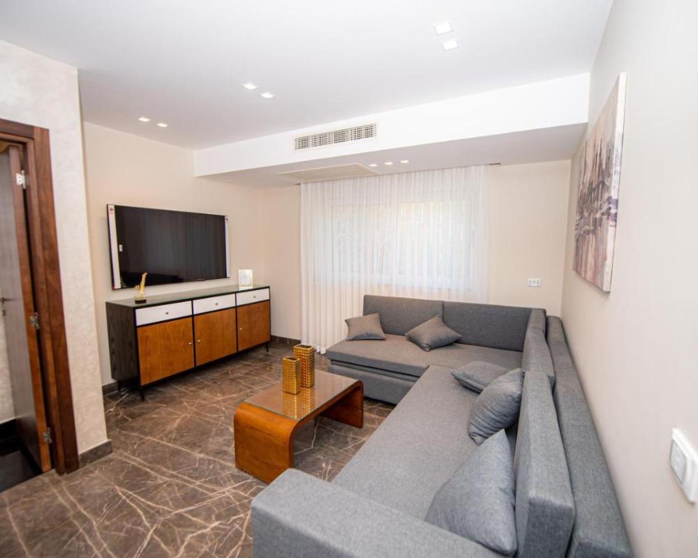 фото Elegance Tower