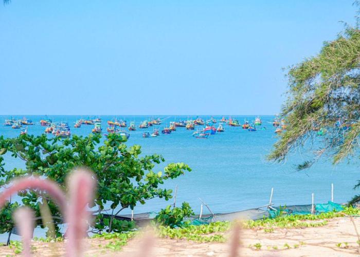 KIGI Beach Resort