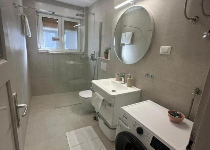 Two Bedroom Split Center Apartment Zvonimir