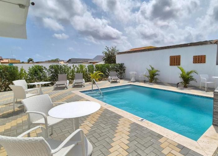 Ocean Breeze Apartments in Aruba