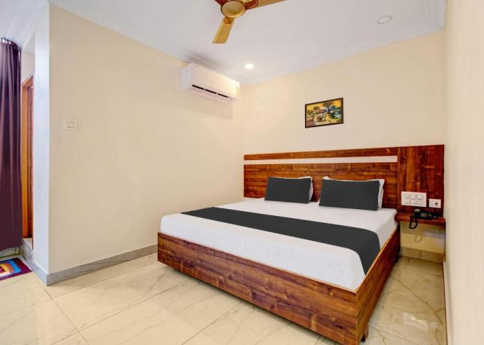 Hotel O Leela Elite