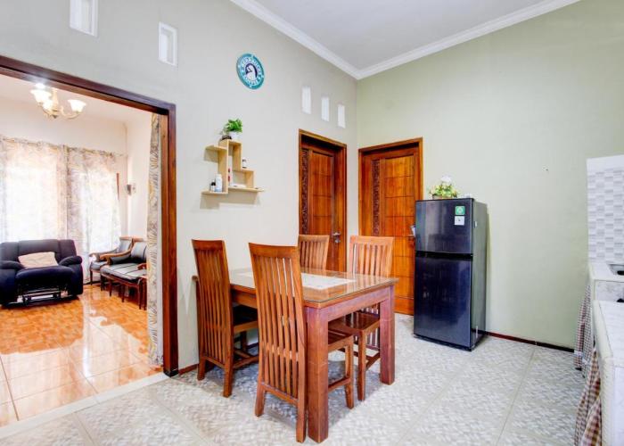 OYO 93892 Homestay Koe Syariah