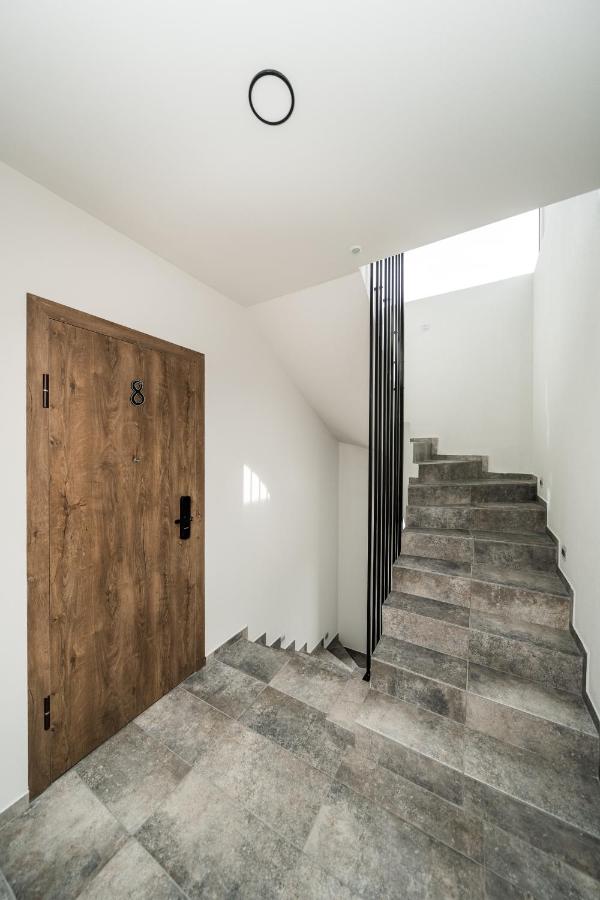 фото Riverra House