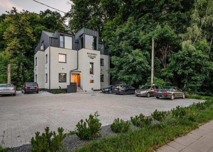 Riverra House