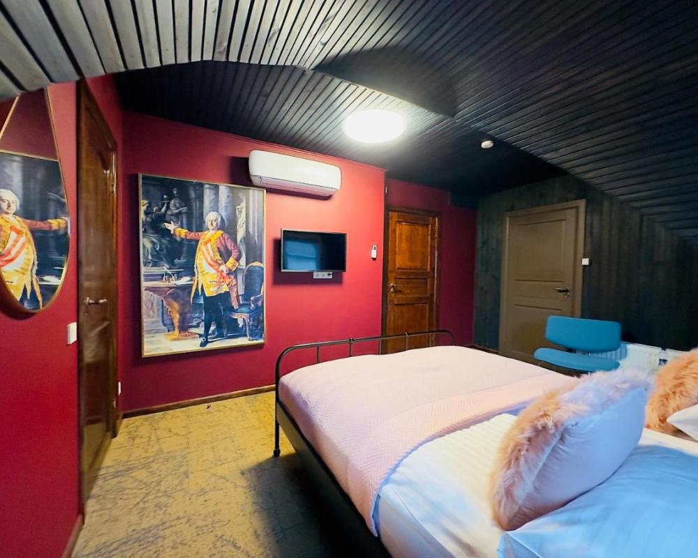 фото Broken bed hootel