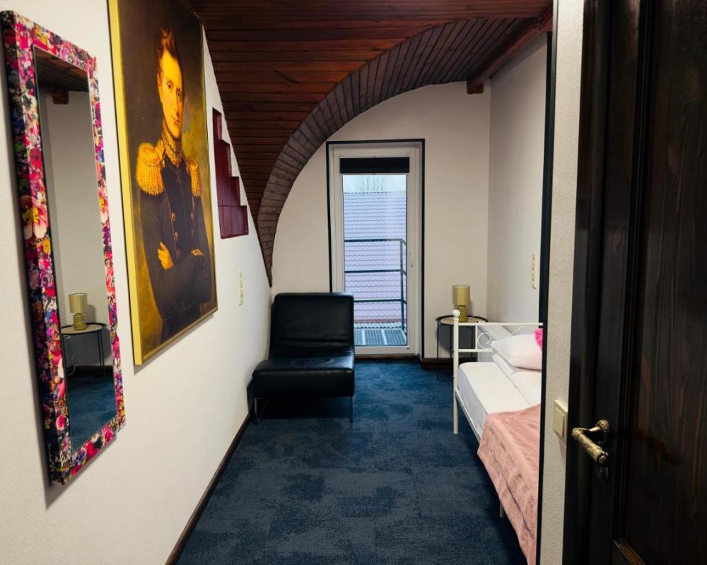 фото Broken bed hootel