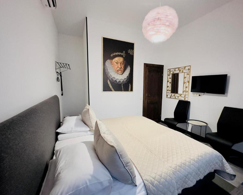 фото Broken bed hootel