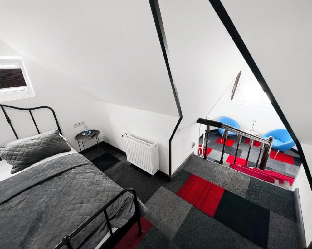 фото Broken bed hootel