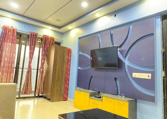 27th floor 2BHK near Viviana Mall with Balcony & Car Parking